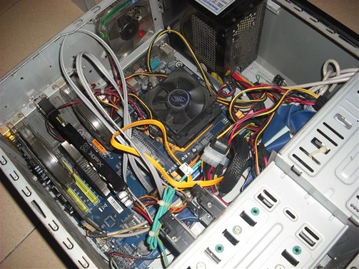 �����ѳ������������ֳ�DELL 2209WA ��1250��8������