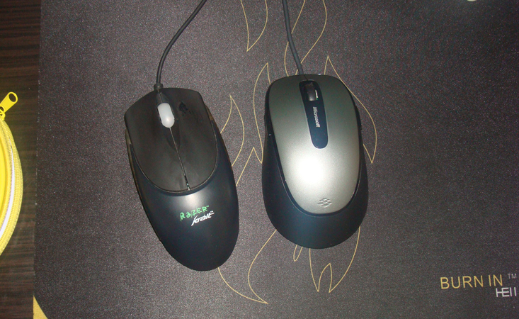 ------------------΢����Ӱ4500��Razer���߶Ա�ͼ