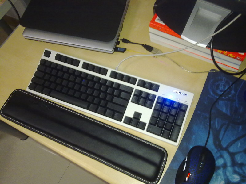 �������b����104 pbt��ͬ �����һ��С����
