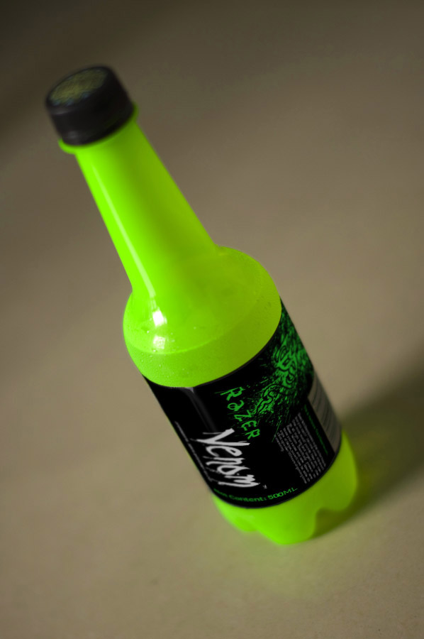 �������׷���RAZER���²�Ʒ~������֤����һ����~