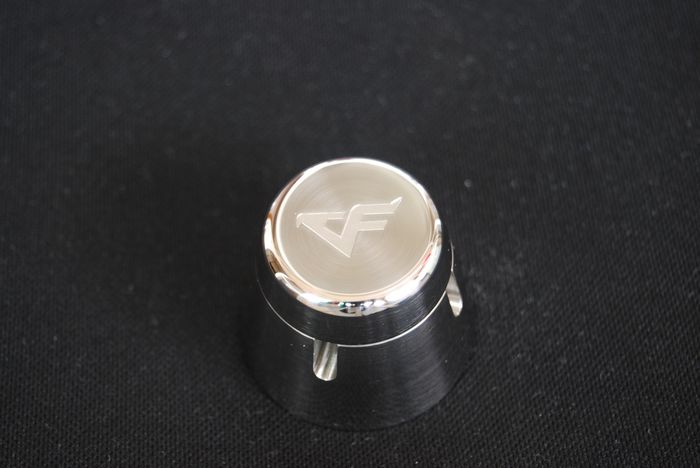 ���������߼� 8��LOGO  ��8��4�Ÿ��£�