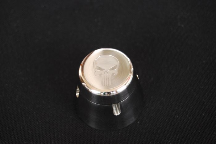 ���������߼� 8��LOGO  ��8��4�Ÿ��£�