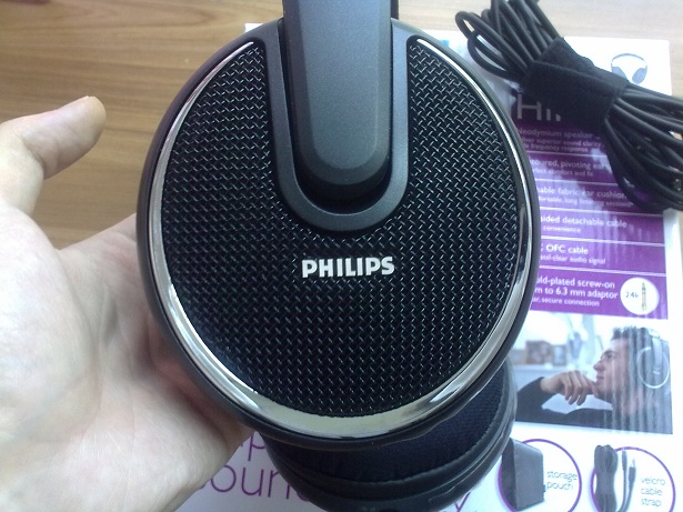 ���ѳ��������գ�Logitech G330��ҡ�