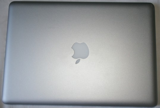 ��̨MACBOOK 85�����ϵ�~��  �ѳ� ������������~��