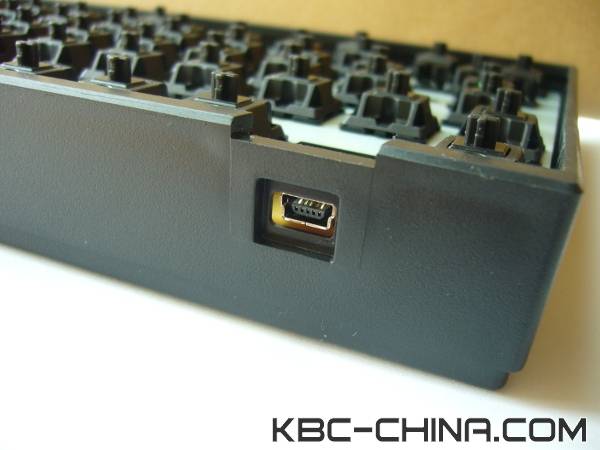 ת   °汾 ducky 80%