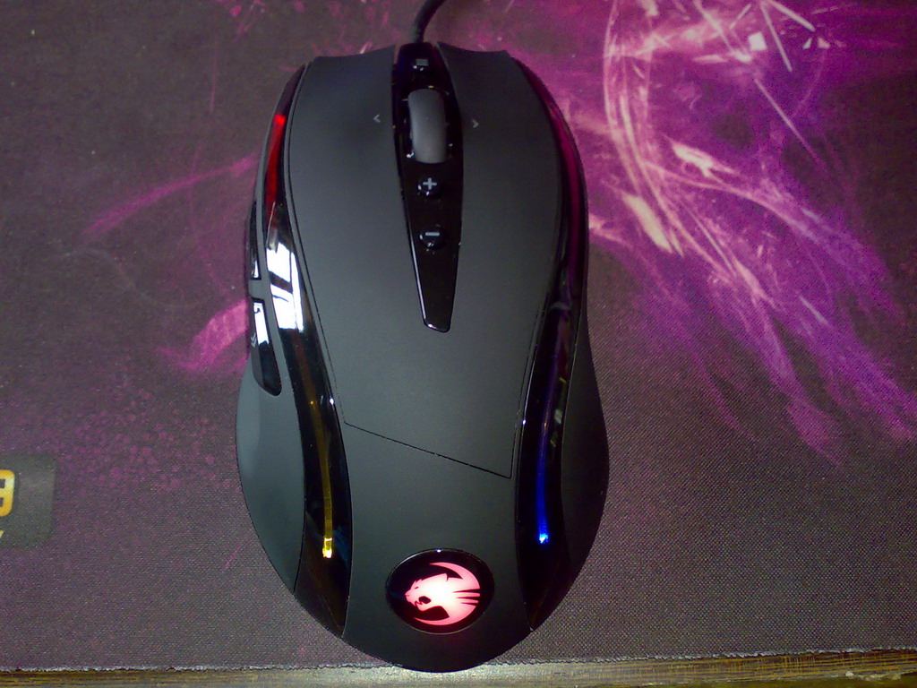 ROCCAT  KONE  ��� ��ϸ����~~~~~~~~~~~~~~~~~~~~~~~~~~