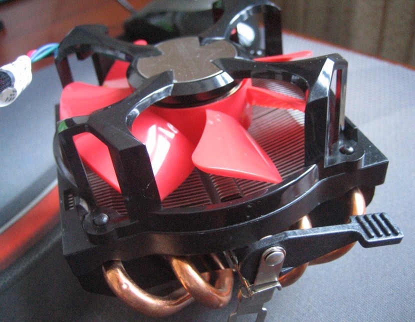 �����ߣ����ݷ�����400CPUɢ����