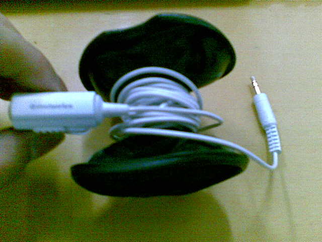 �������ǰ�ɫV1������װ�������٣�