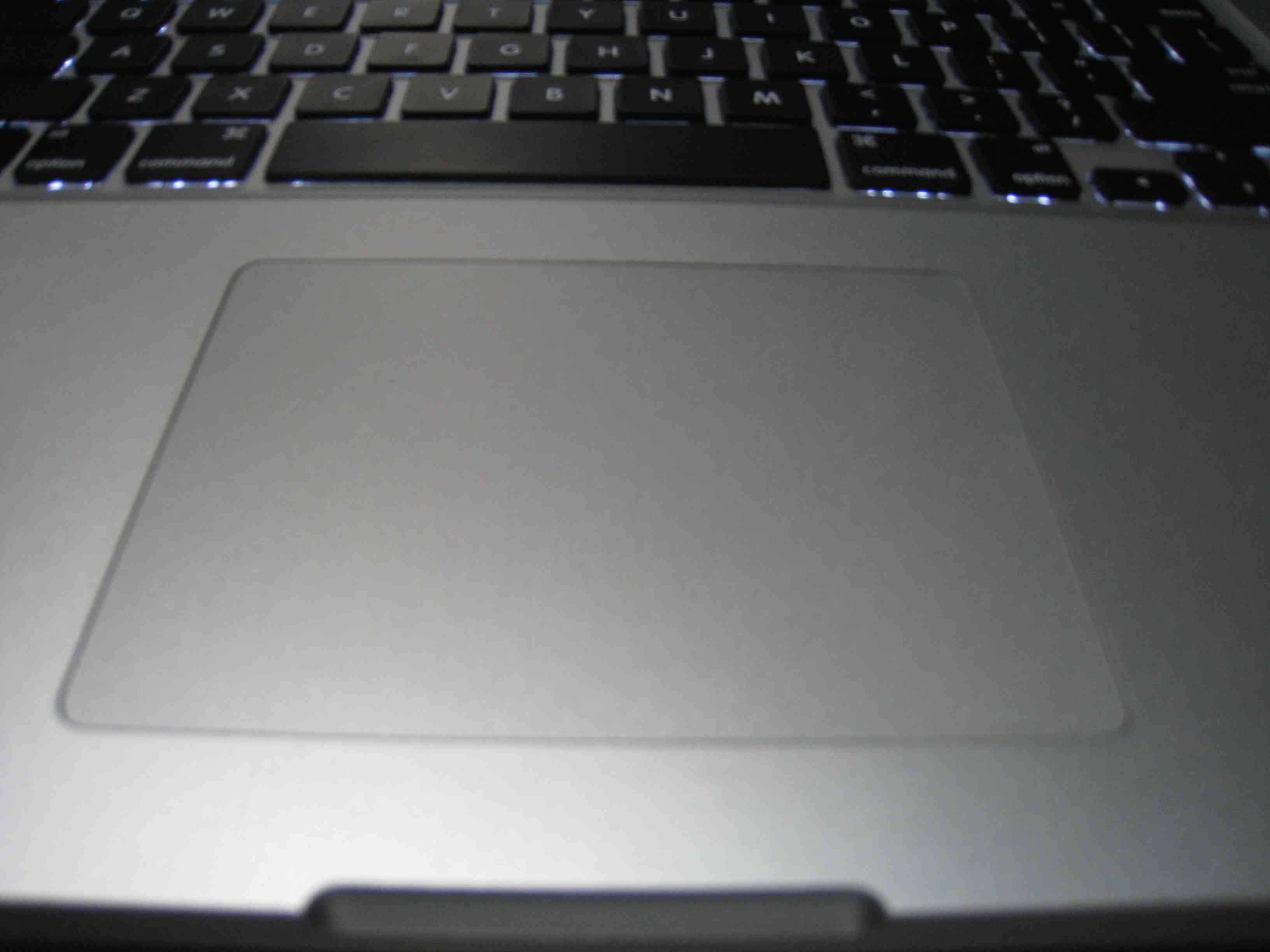 MacBook Pro MC373 ֲ