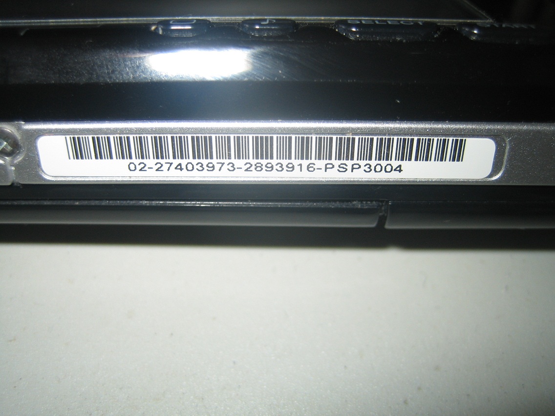 ����9�º�ɫPSP 3000.�����е��.[������]