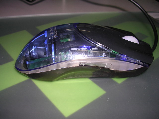 α����������NO���������п�RAZER����