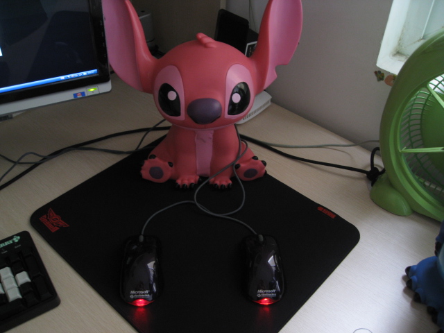 ��һ����IO1.1,��һ���ɰ����߼�,ŮŮ���