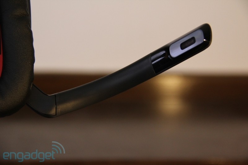 8-4-10-logitech80035.jpg