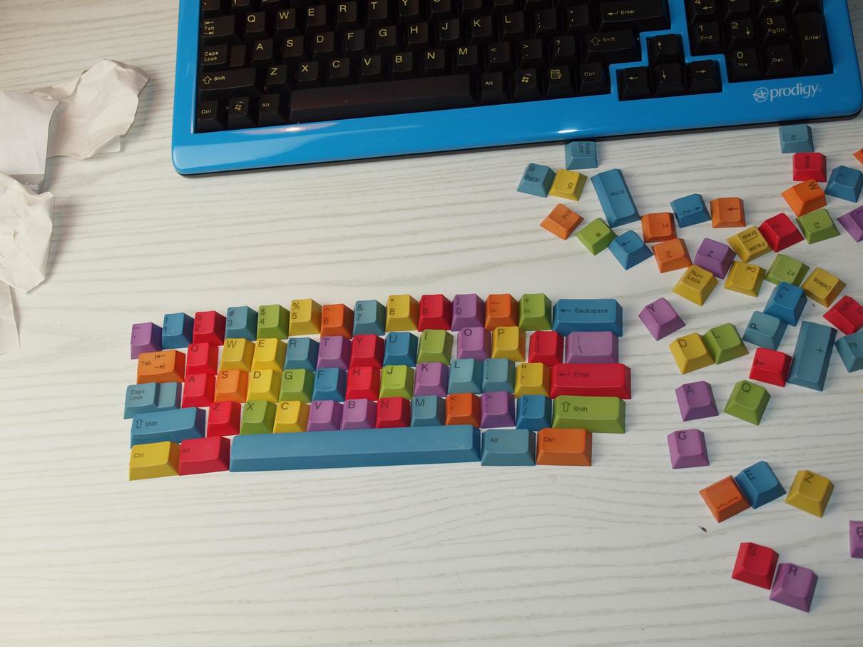 ��Ⱦ��Щͬѧ�ļ�ñ��˵˵Ц��ддϸ�ڣ��������Ǹ����ġ�