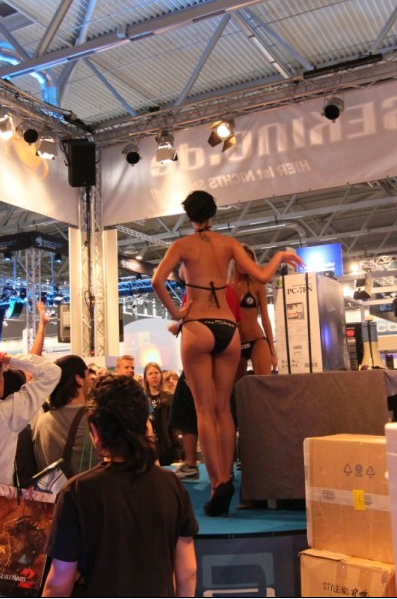 Gamescom��չ - SpawNչʾZOWIE GEAR��Ʒ