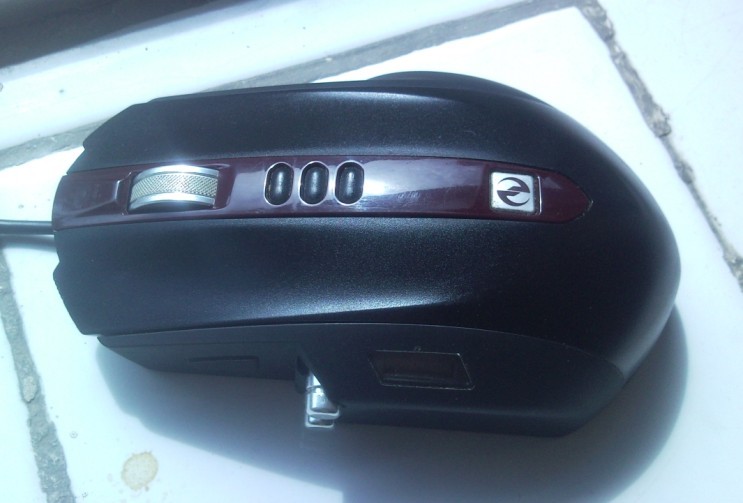 ΢��SideWinder �ֵ��ǰ�æ������