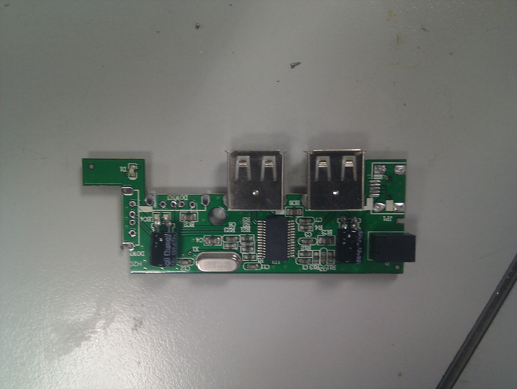 �е�Dʹ����װPLU3000�޳������2��usb��