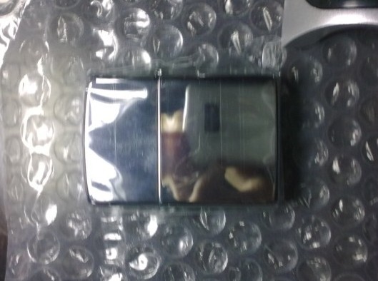 ��һ�� ��Ʒ Zippo ����С�� �ﶥ�ĳ��ż�һ��1�ڵ�֧Ʊ �Ե���