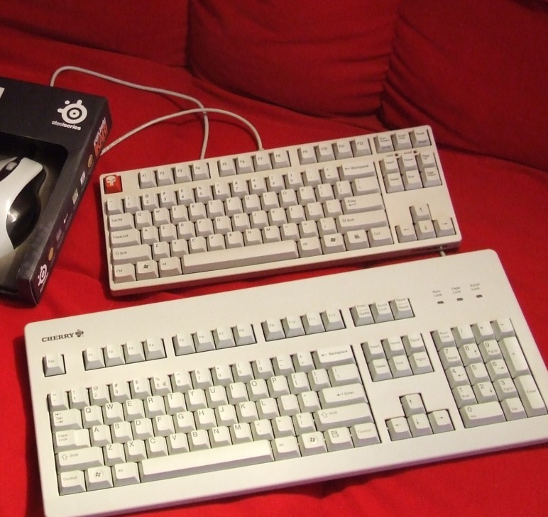 U1JR@~K_O1WRKSERL[K0DN3.jpg