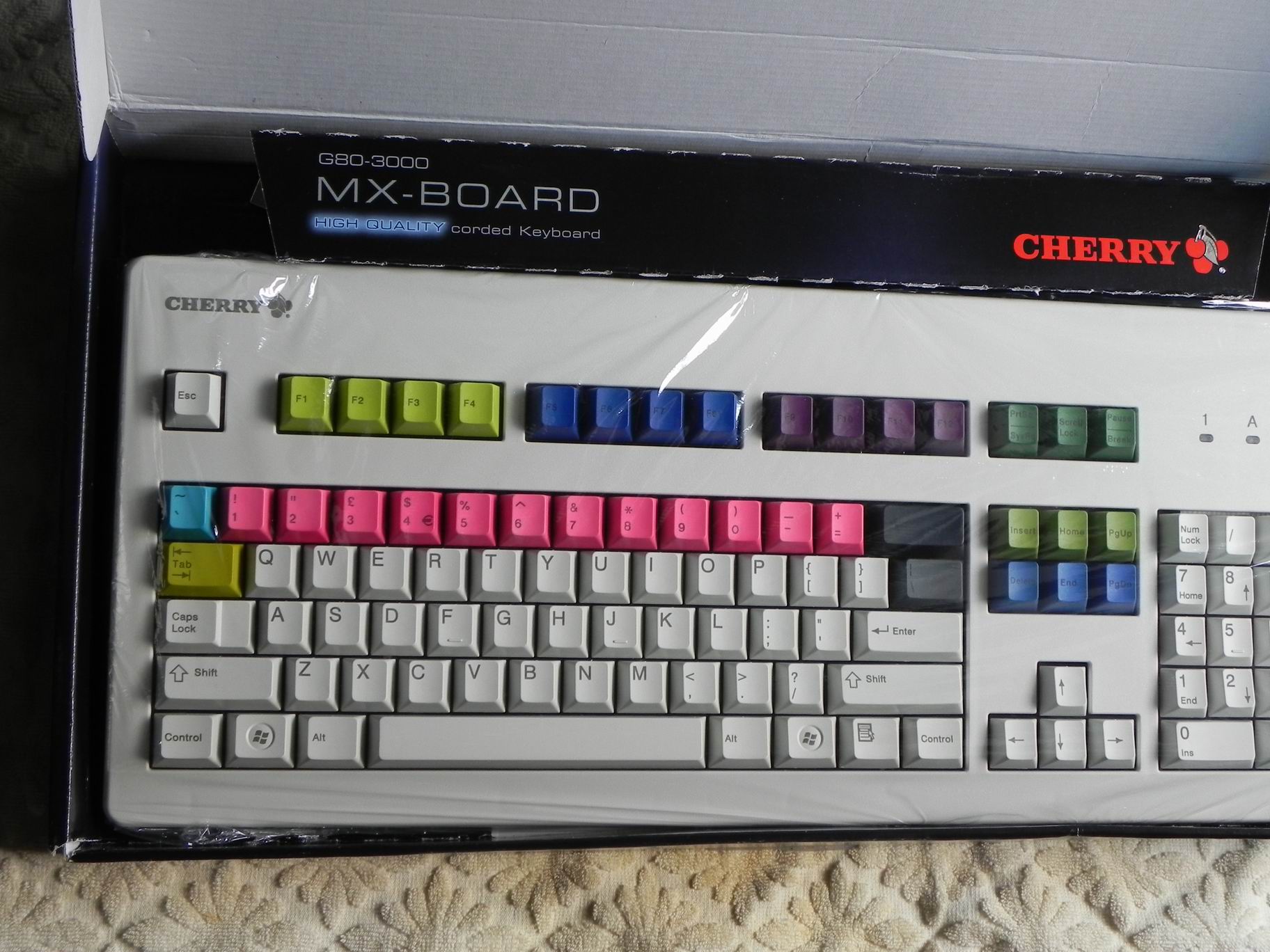[����] ���¿�����95�� G80 3000 ���� ��ɫ��ñ