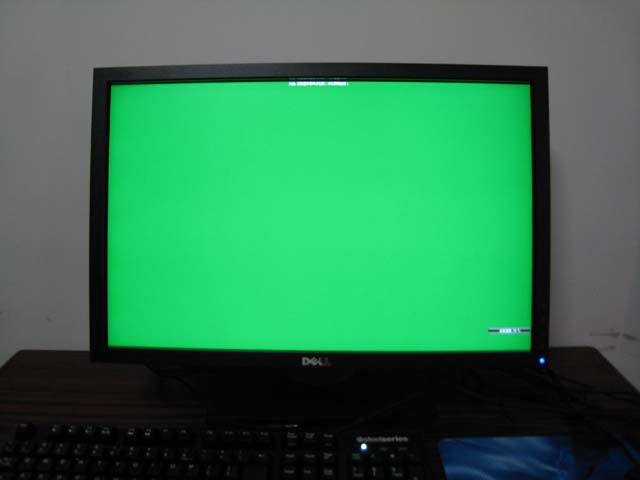 ����DELL 2209WA IPS���ӽ���ʾ��  9����