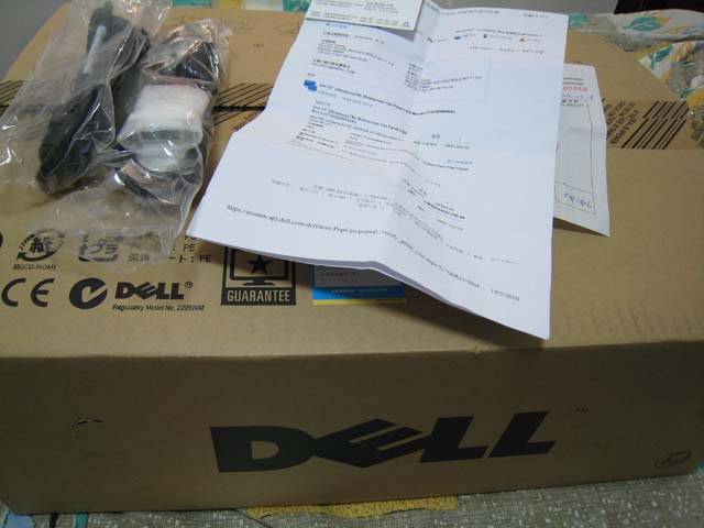 ����DELL 2209WA IPS���ӽ���ʾ��  9����