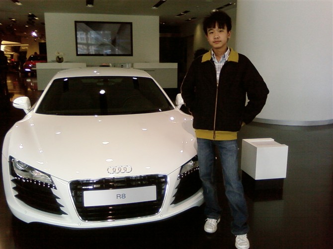 R8.jpg