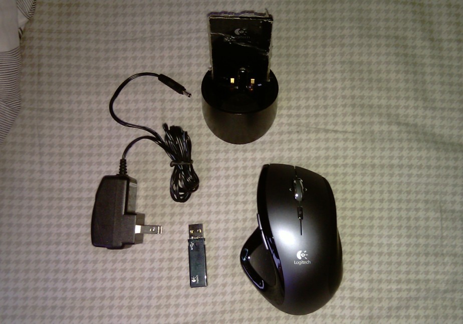 ��Mx revolution�޼������ 2.4G�� ȫ�� ��ɫ��ʵ�õ��� �����ٳ�
