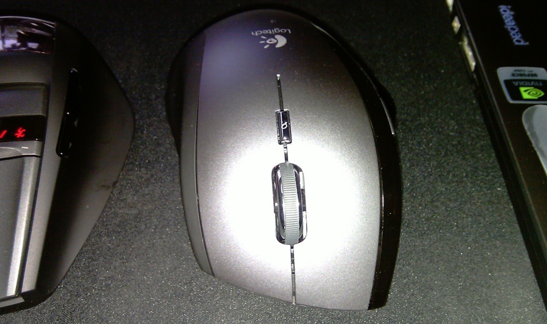 ��Mx revolution�޼������ 2.4G�� ȫ�� ��ɫ��ʵ�õ��� �����ٳ�