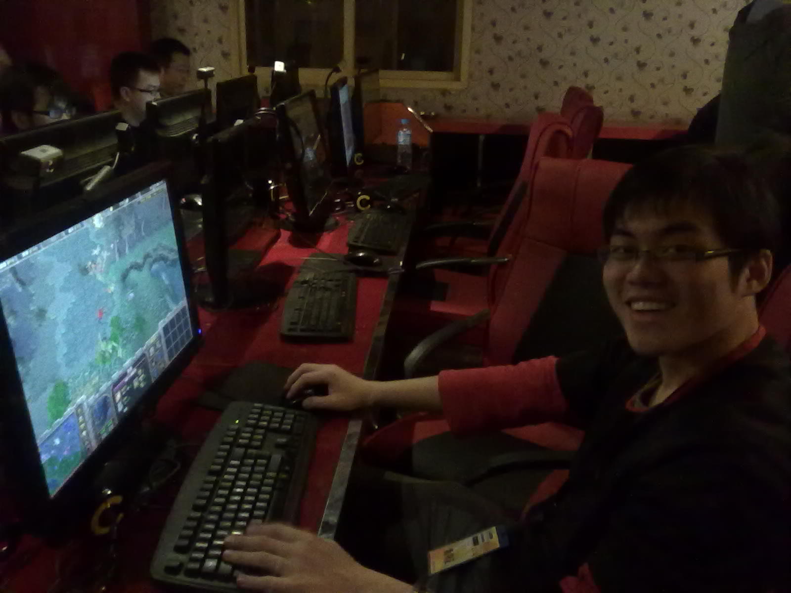 �������±�DOTA�������� ��ϲCCMս�ӻ�ñ�������ھ�