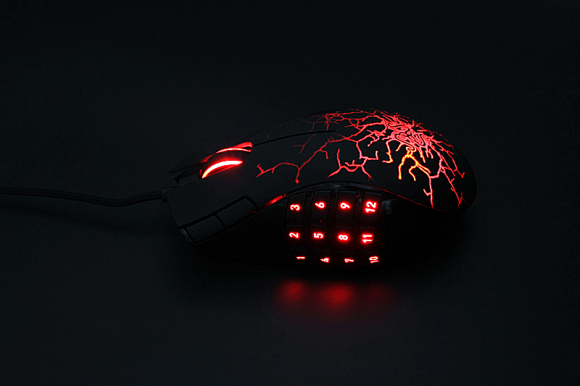 Razer Naga ��٤���������ر������Ч��Ƭ�ع�