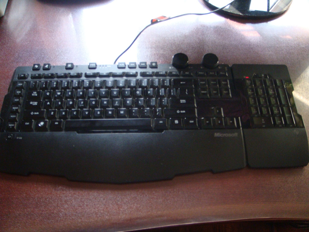 ����9.5����΢��SideWinder X6���̡�����