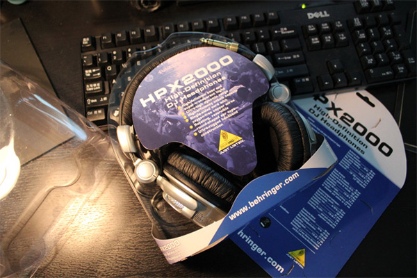 ����Behringer HPX2000α����