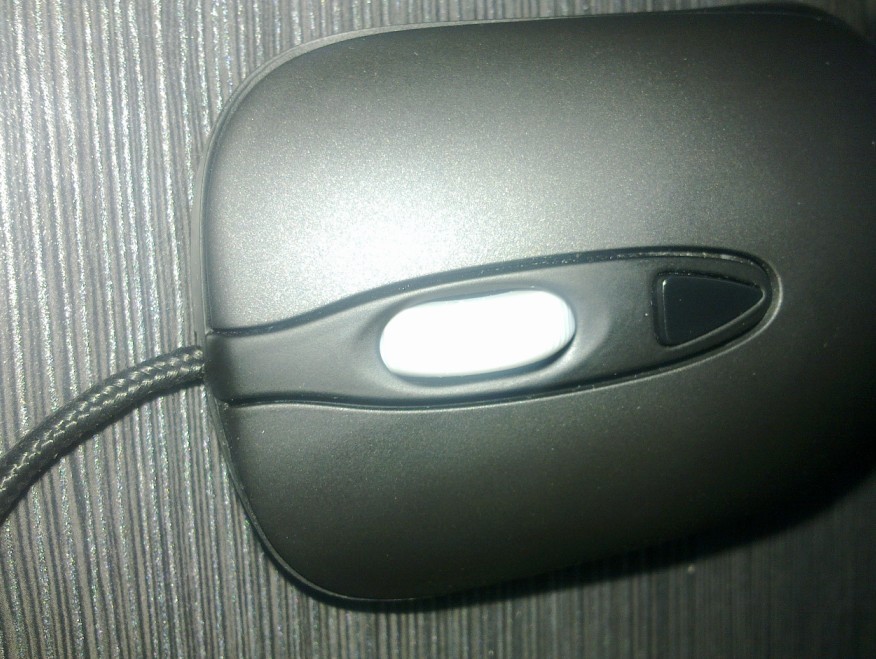 �Դ������ɫKINZU��װ MAC���� QCK��»���ѳ����Q�ˡ�