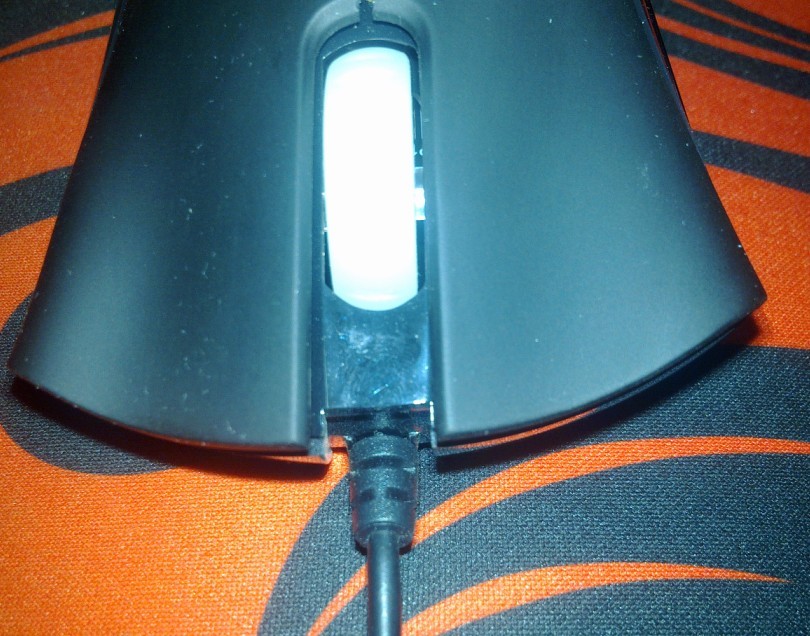 �Դ������ɫKINZU��װ MAC���� QCK��»���ѳ����Q�ˡ�