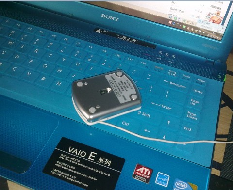 Ϊ����ɫKinzu�125��SONY ���SMU-M10��ͼ��