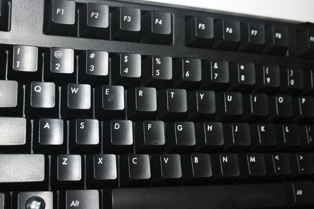 ���ۼ۸�filco��ꡣ�����ںڣ�Ϊʲô�����ۣ���Ϊ����������~~���⹻���˰�!