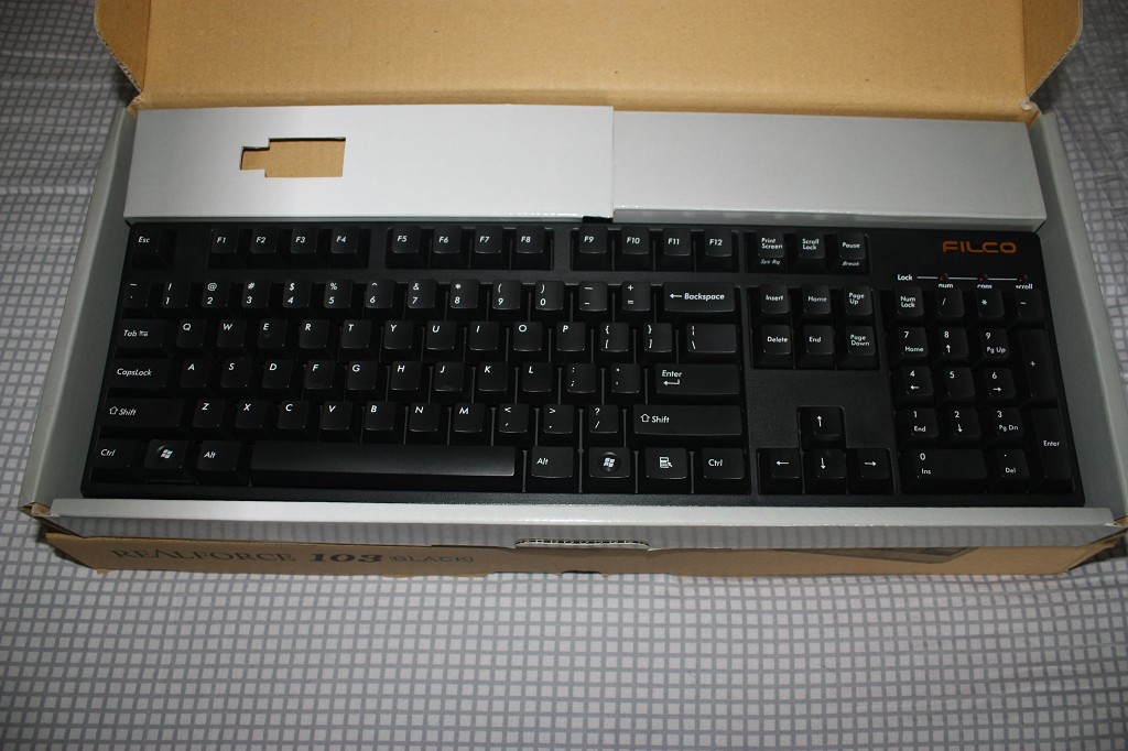���ۼ۸�filco��ꡣ�����ںڣ�Ϊʲô�����ۣ���Ϊ����������~~���⹻���˰�!