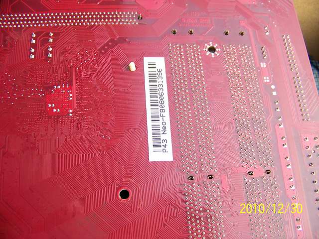 �����ڱ�MSI P43 NEO-F ��ɫ�쳣��