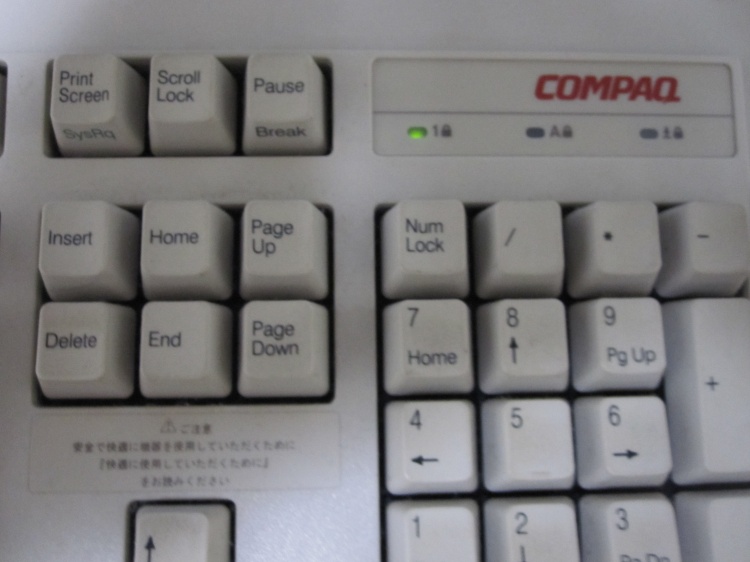 ͺ  COMPAQ
