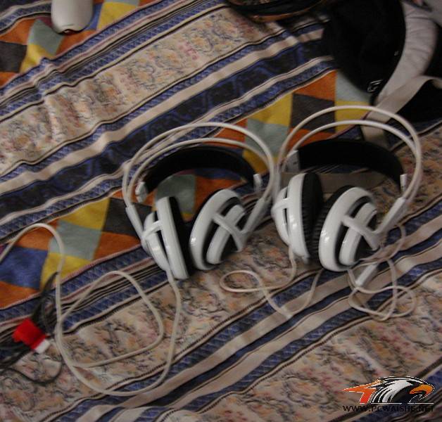 }828R5UO(SG)E`6X3Q@@H}9.jpg