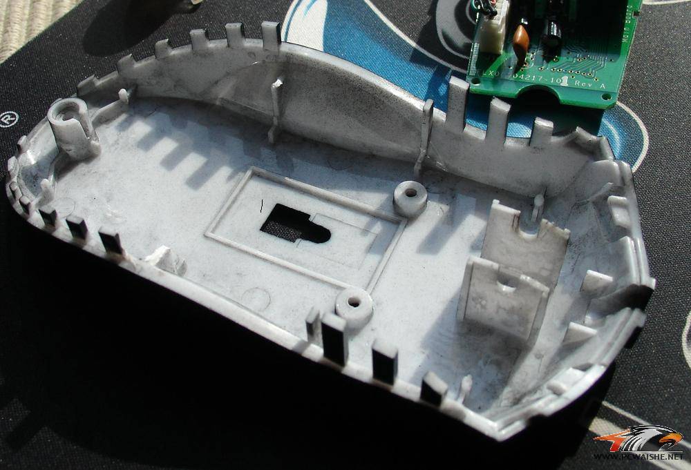 ������ͼ���ϣ�������ƴ�˸����߳�����ɽկ����,������ǿ��