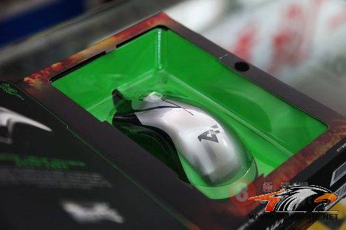 �ر��޶���Razer��Խ���߰���������