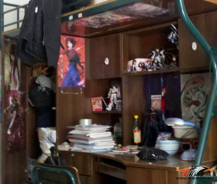 ����  ��������