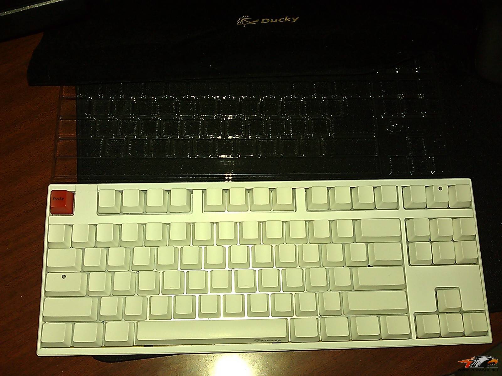 ����DUCKY1087���޿̲���ɻ�MINI84�����