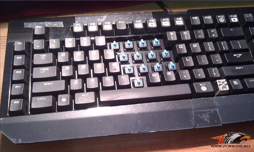 11���ѽ�����ñ~ ��ȻҪ��һ�� �۸��൱��103U������̺�һ����ͨ��е���̵��ܺ���