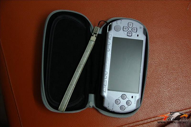 ����PSP2000���ڸ����������ͼ������700��ȫ��