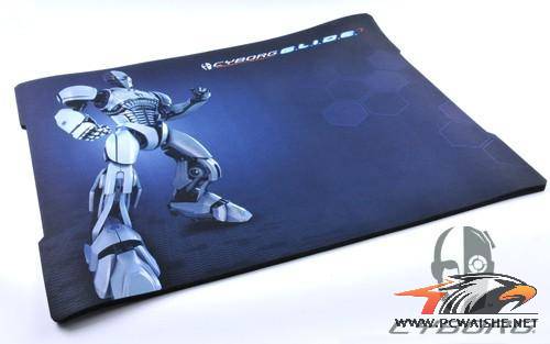 ���顰�ٶȡ��롰�ٿء��϶�Ϊһ��ROCCAT Alumic �C ˫����Ϸ�������