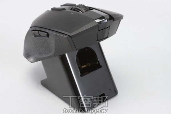 ������!? ������������˫�õ羺��M8600����
