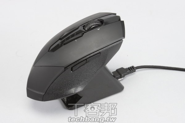 ������!? ������������˫�õ羺��M8600����